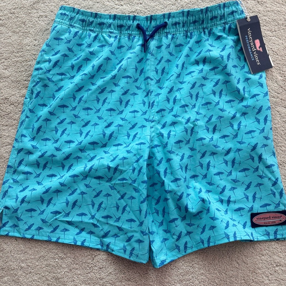 NWT Vineyard Vines swim trunks